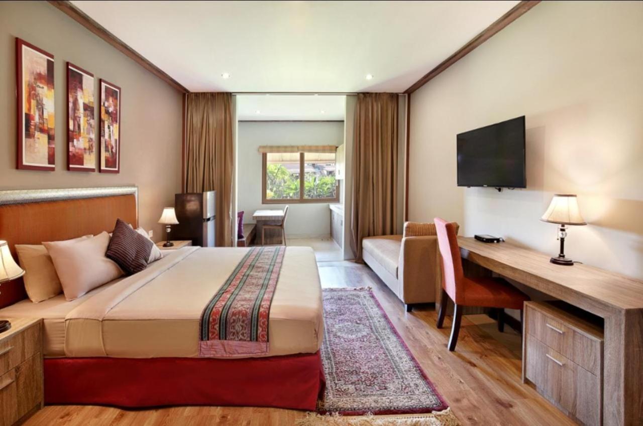 Puri Sabina Bed & Breakfast Jimbaran  Exterior photo